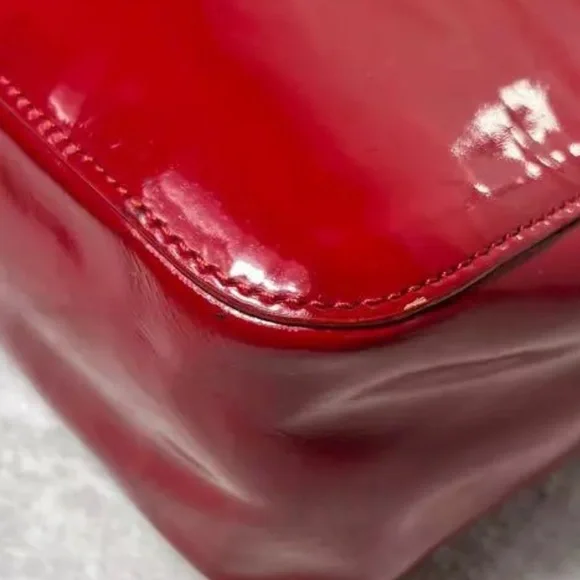 Authentic Gucci Bright Red Leather Handbag - bamboo line, very good condition ❤️ - Picture 5 of 12
